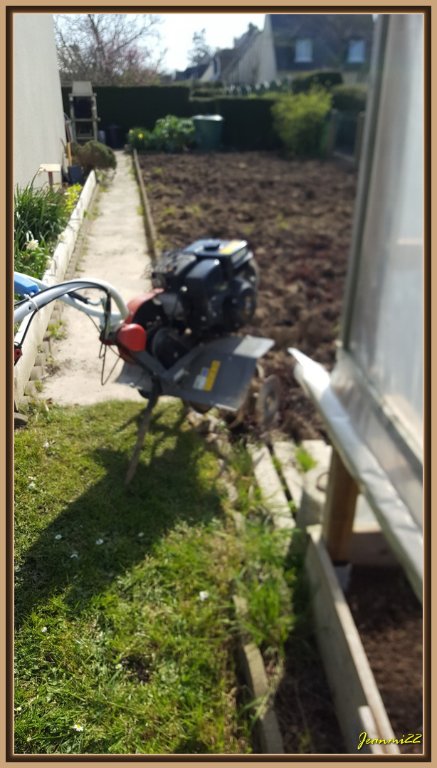 C'est pas du flou artistique, mais bon...