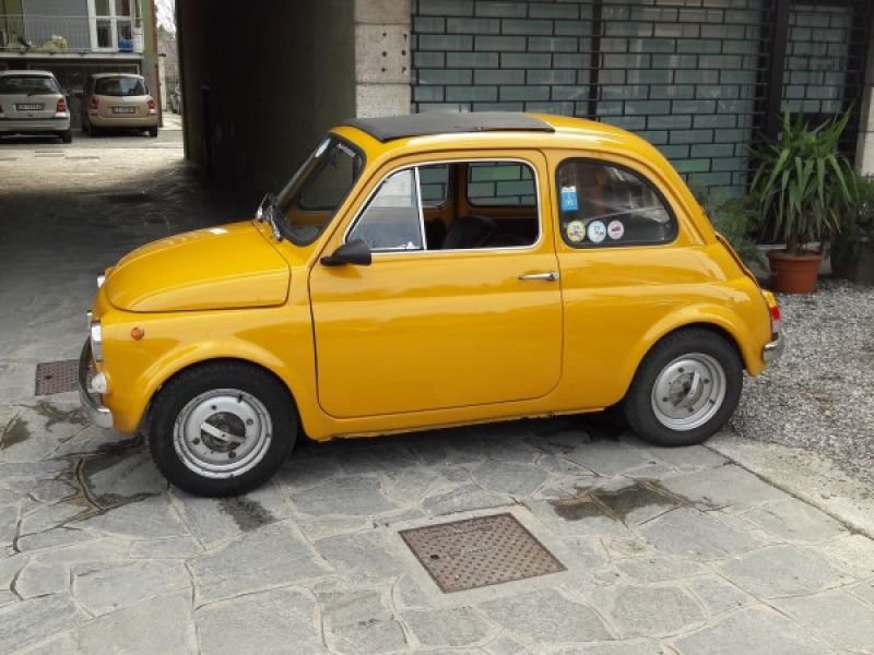 Fiat 500 Giallo Positano 2.jpg