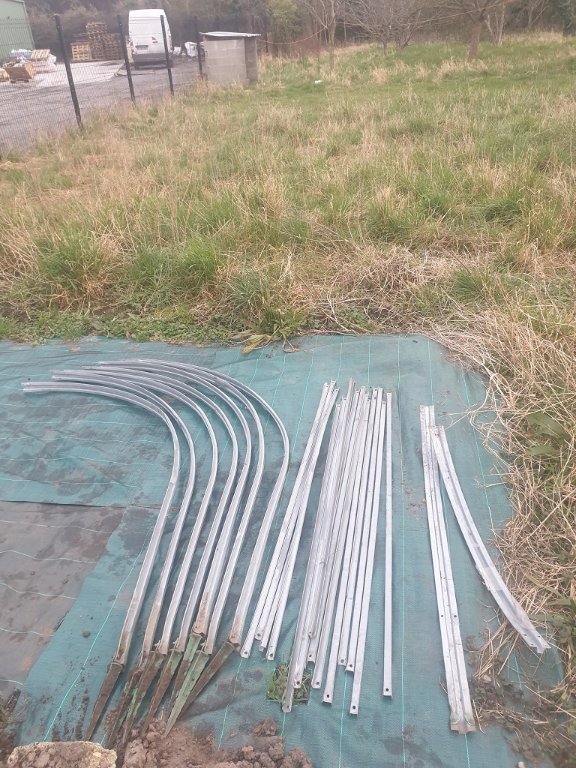 220302 pièces détachées de serre.jpg