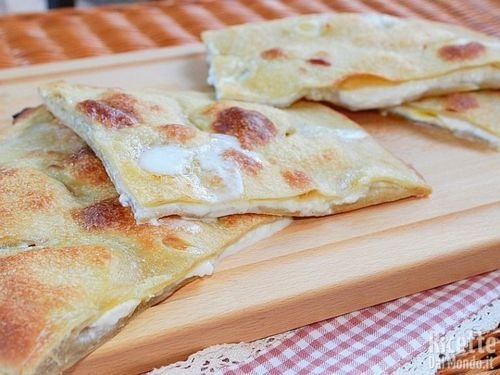 2 Focaccia di Recco+.jpg