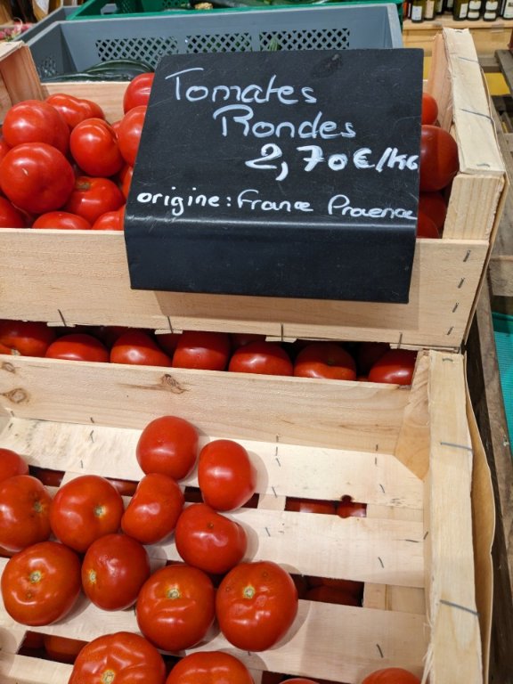 tom rondes ferme.jpg