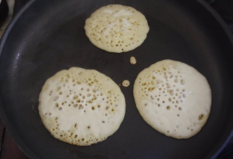 pancakes dans la poêle